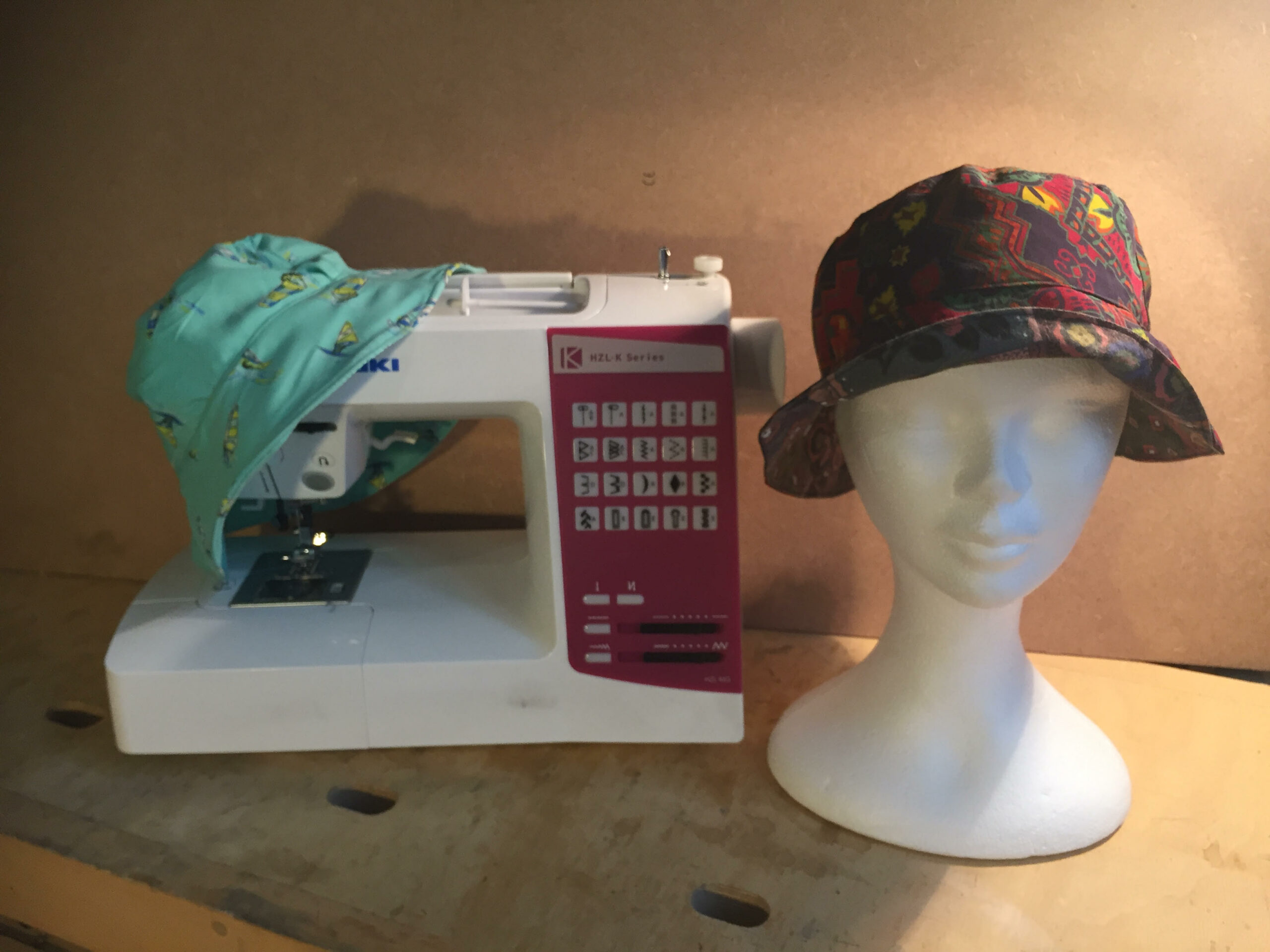 bob-Atelier-des-nouveaux-designs-Lyon-Upcycling Atelier couture de bob-Atelier-des-nouveaux-designs-Lyon-Upcycling